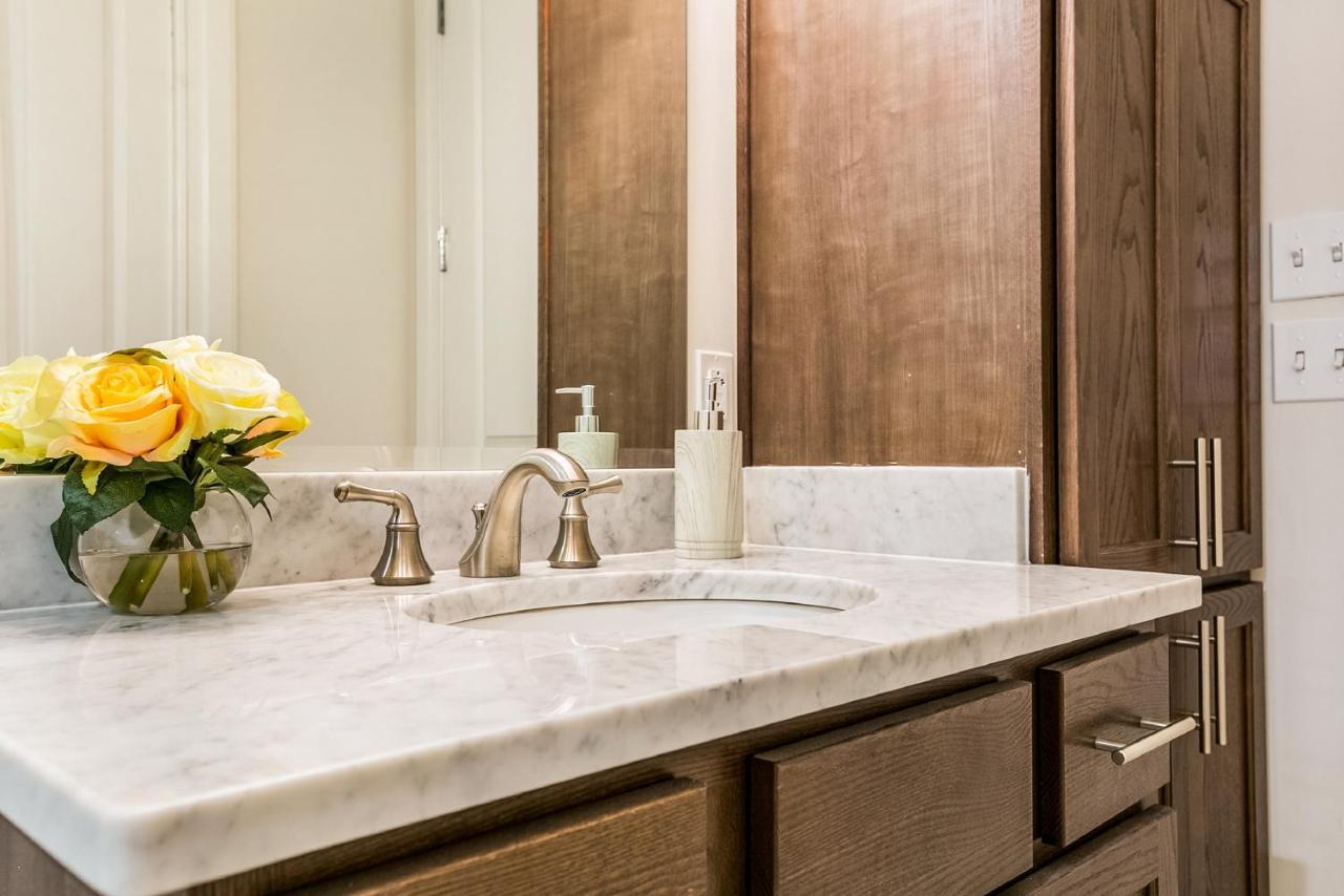 1 And 2 Bedroom Private Condos Steps Away From French Quarter Новый Орлеан Экстерьер фото
