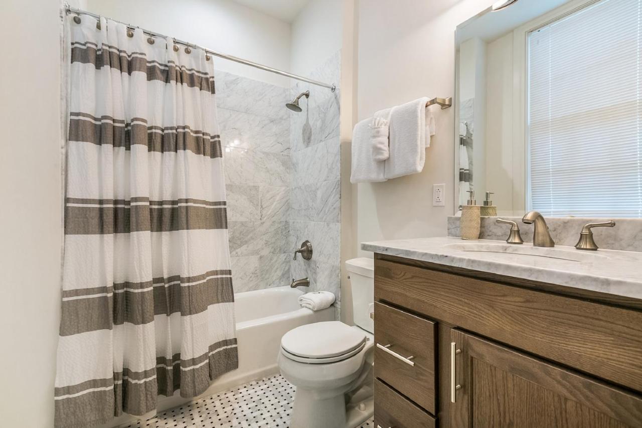 1 And 2 Bedroom Private Condos Steps Away From French Quarter Новый Орлеан Экстерьер фото